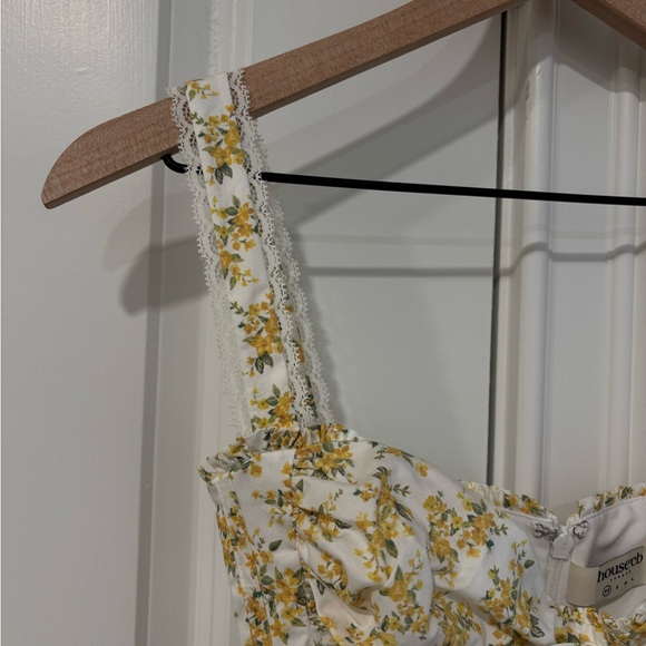 House of CB Floral Midi Dress - Picture 3 of 5